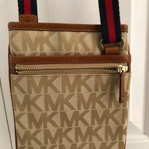 Michael Kors small purse